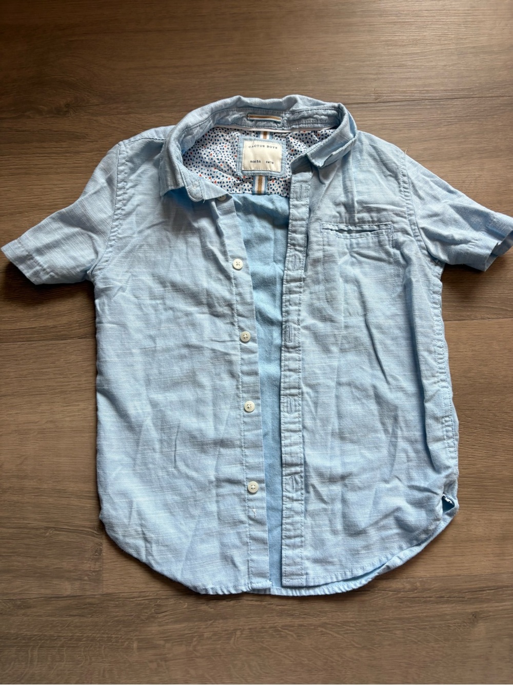Cactus Boys Light Blue Short-Sleeve Kids Button-Up Shirt- size 5/6